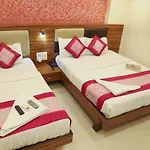 Hotel Plaza Executive - Near Bkc